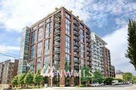 2911 2nd Avenue - Photo 1