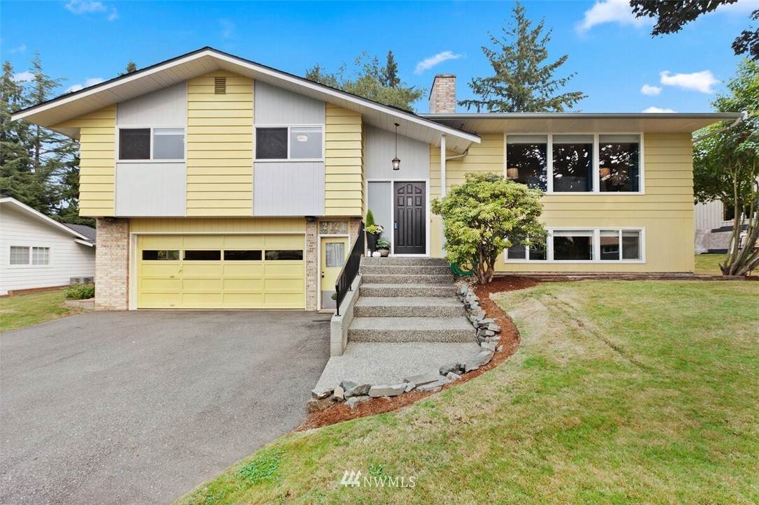 2124 Ontario Street - Photo 1