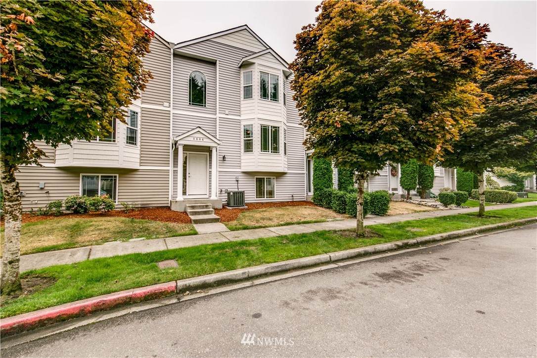 8606 Sweetbrier Loop - Photo 1