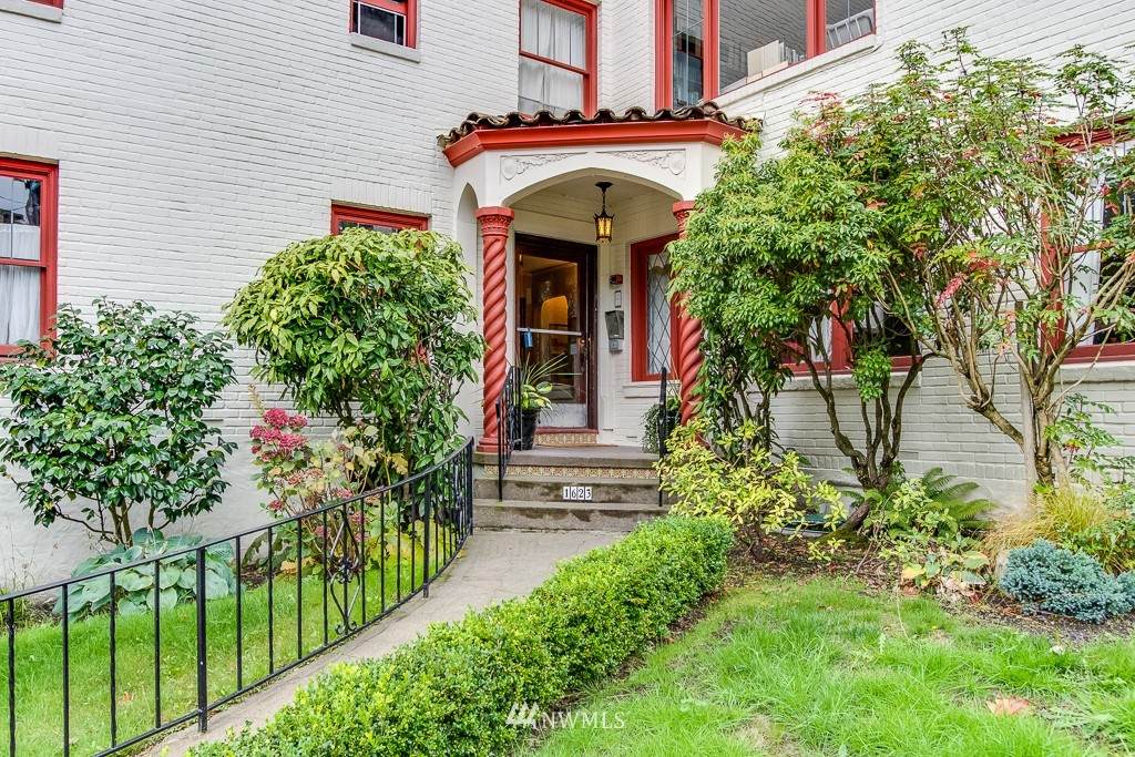 1623 Taylor Avenue - Photo 1