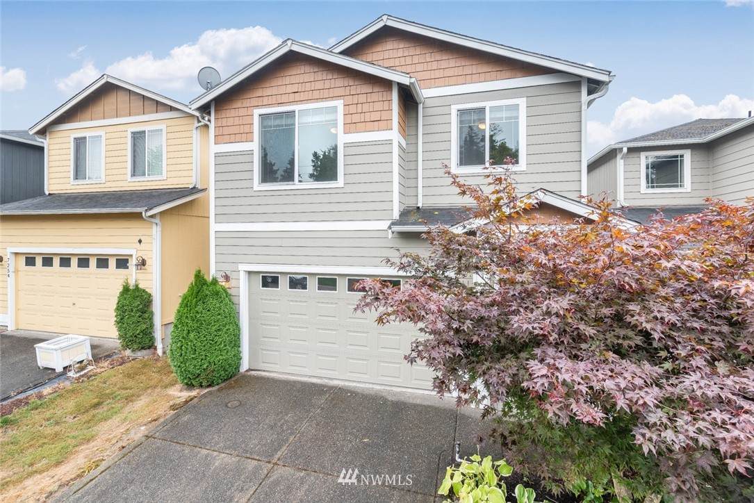 7250 176th Street Ct - Photo 1