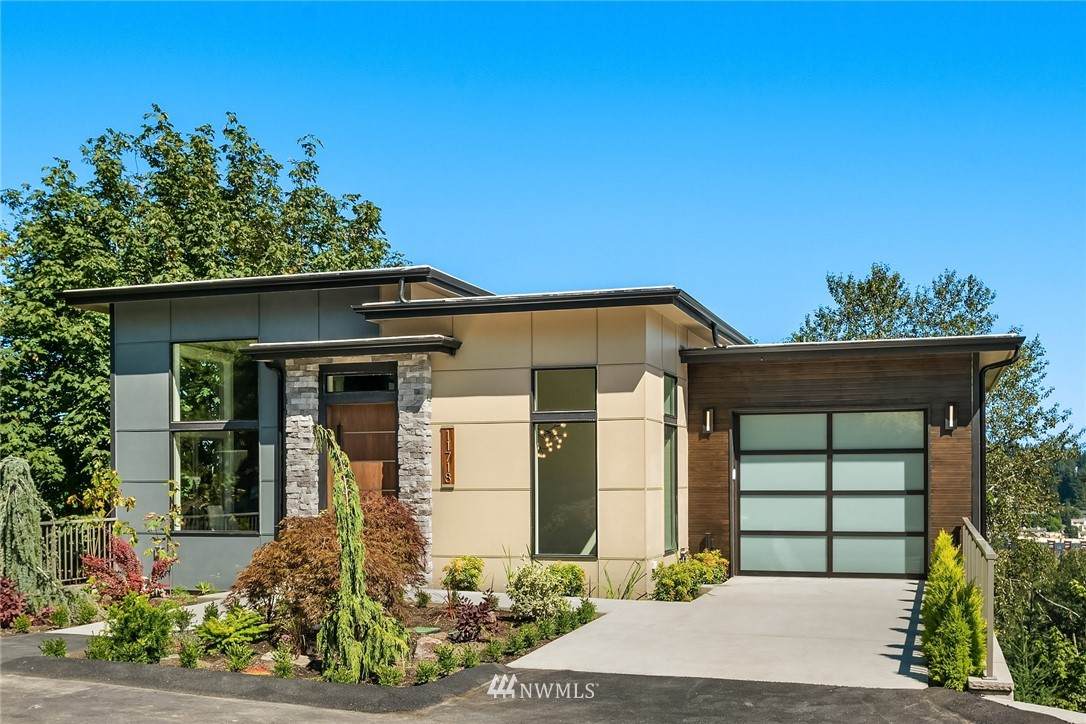 11718 90th Avenue - Photo 1