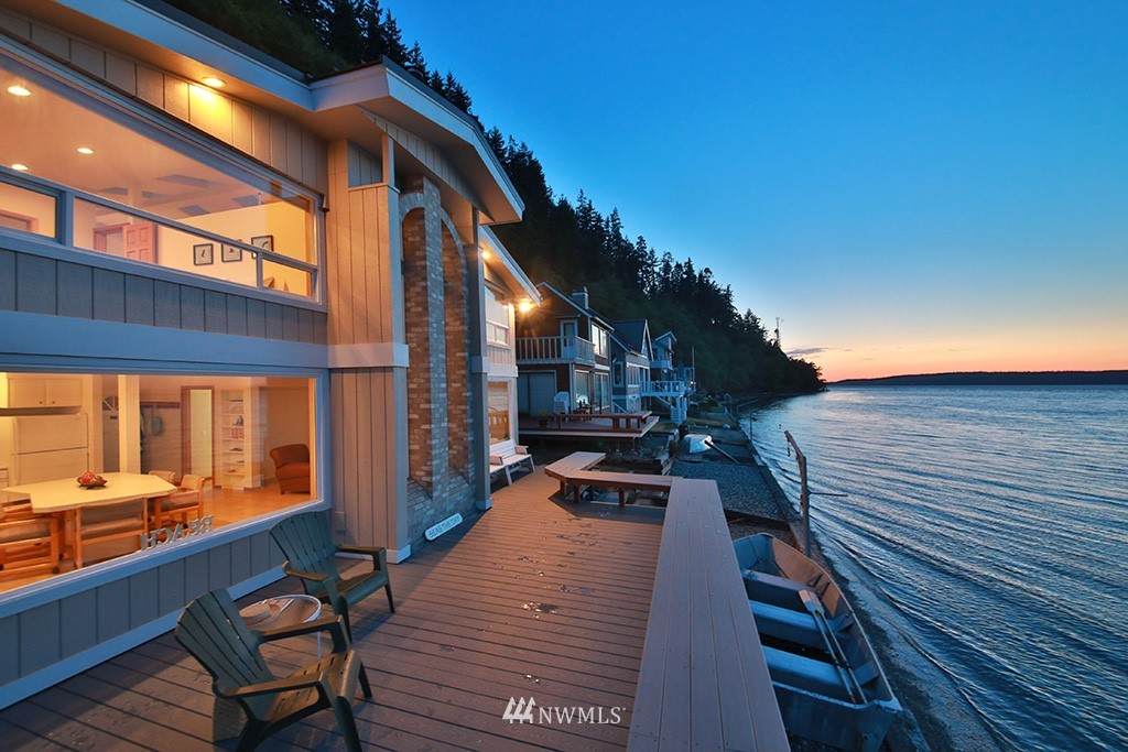 2030 Eastpoint Drive - Photo 1