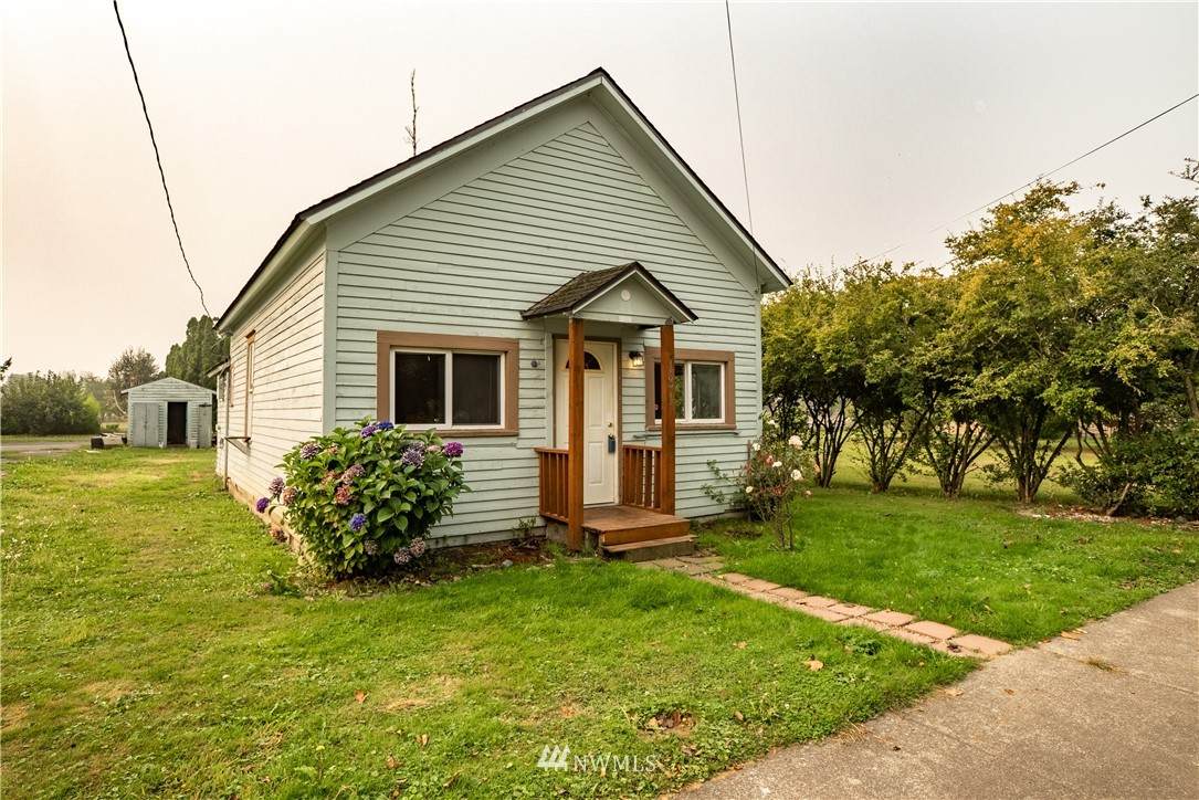 131 Columbia Street - Photo 1