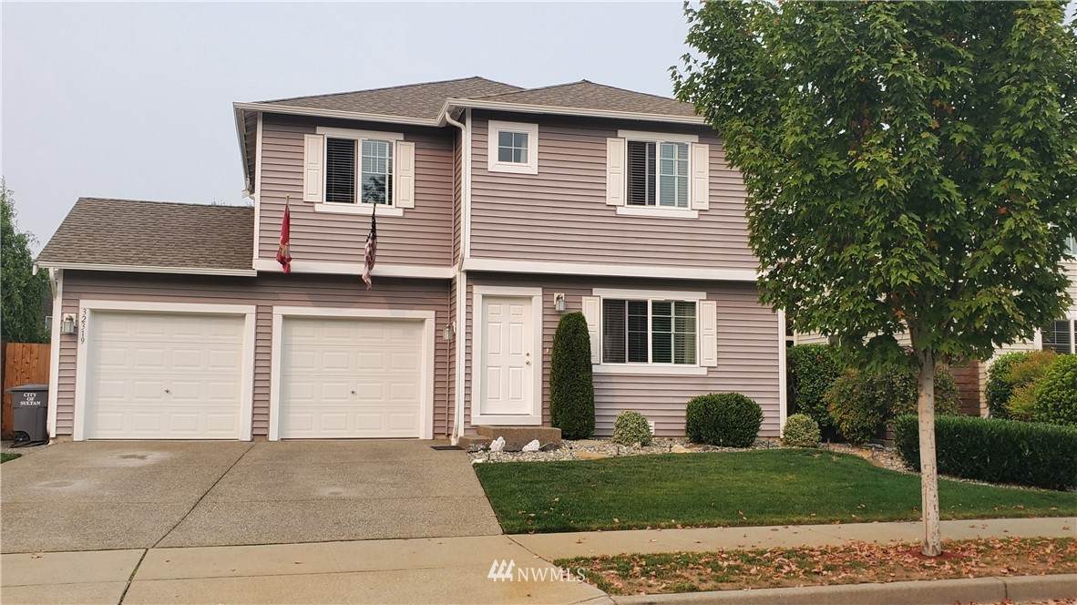 32319 139th Place - Photo 1