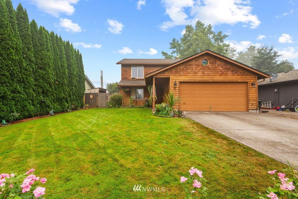 201 Larch Street - Photo 1
