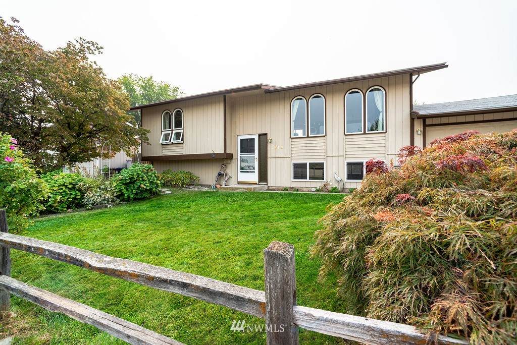 1613 Mulberry Lane - Photo 1