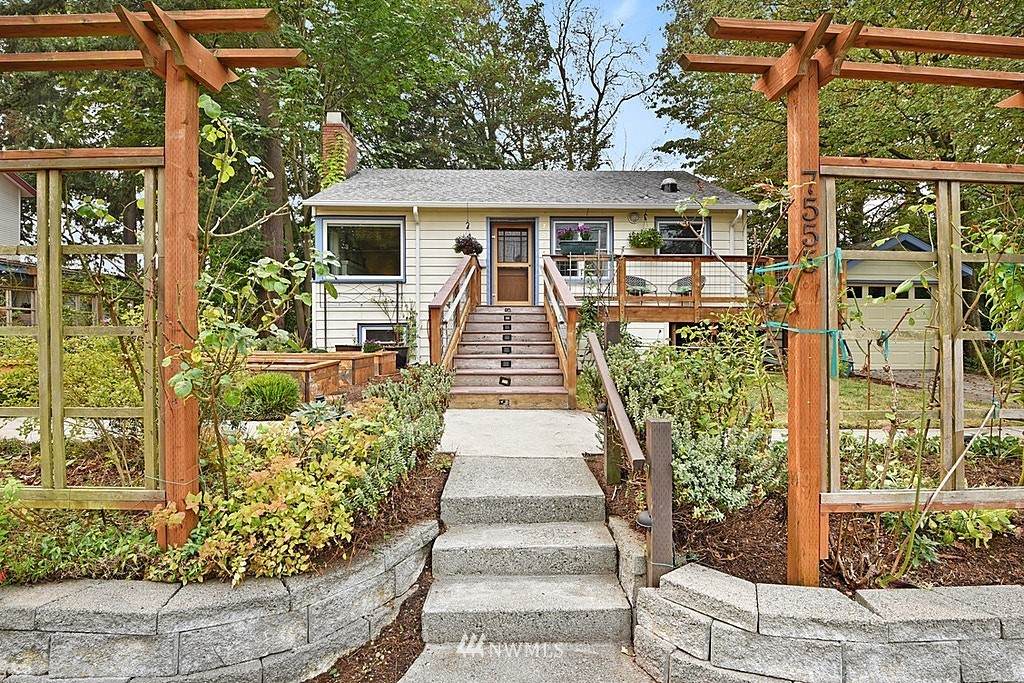 7555 31st Avenue - Photo 1