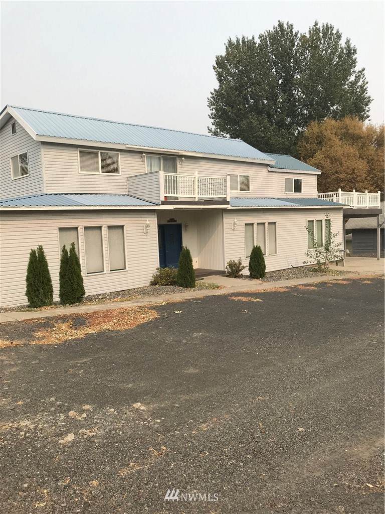 318 Maple Street - Photo 1