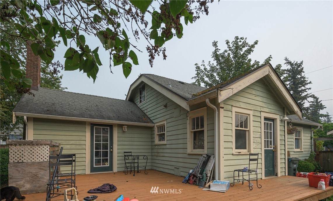 3247 Firwood Avenue - Photo 1