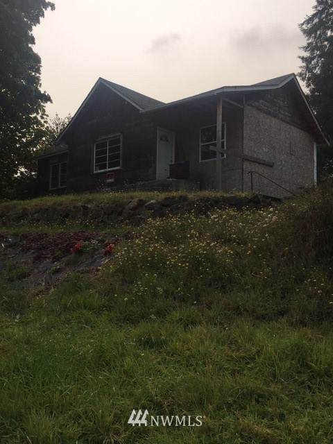 744 Seeley Street - Photo 1