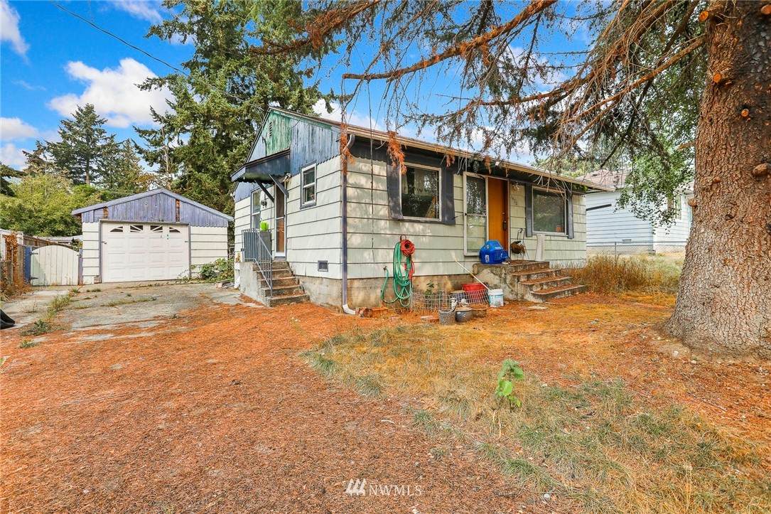 1420 129th Street - Photo 1