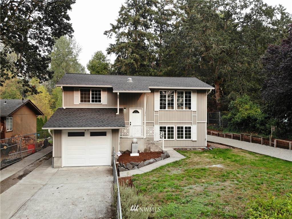 16117 3rd Avenue - Photo 1