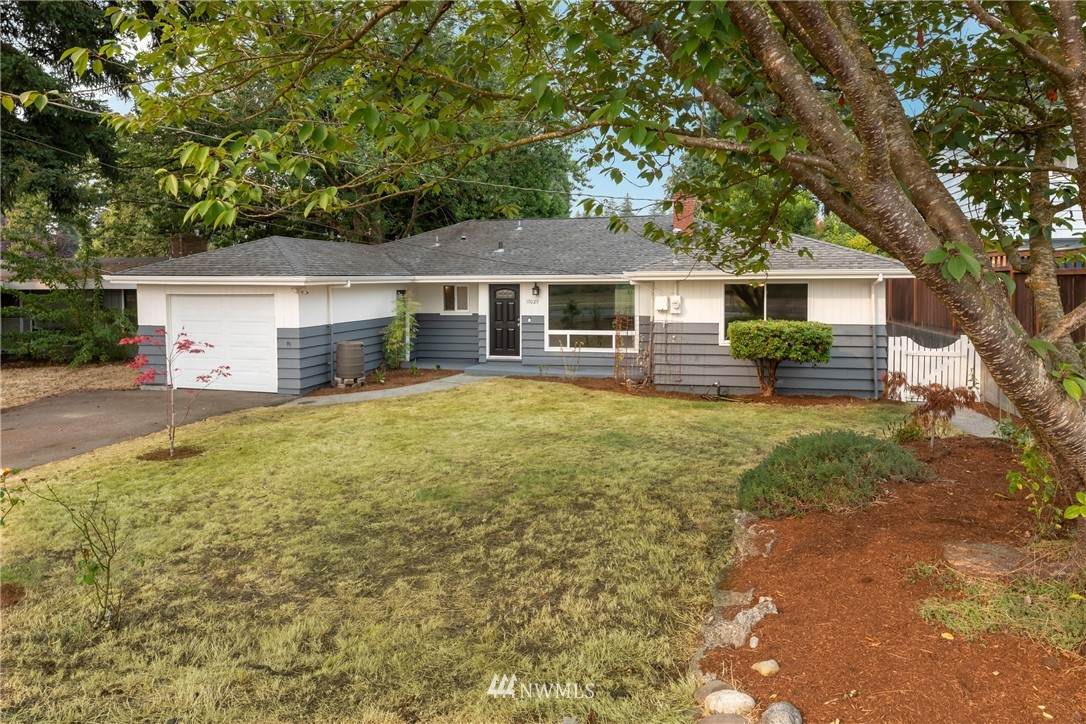 17029 Fremont Avenue - Photo 1