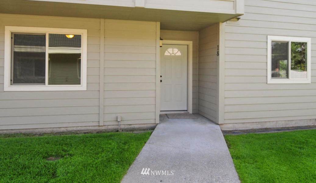 520 11th Street - Photo 1