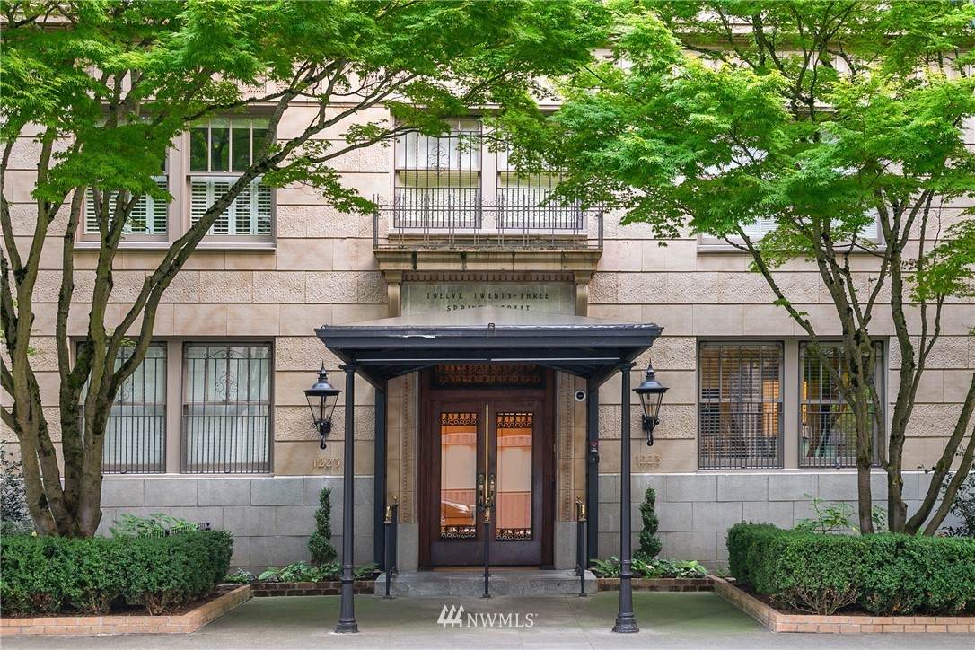 1223 Spring Street - Photo 1