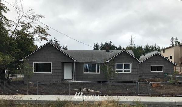 3421 Harris Road - Photo 1