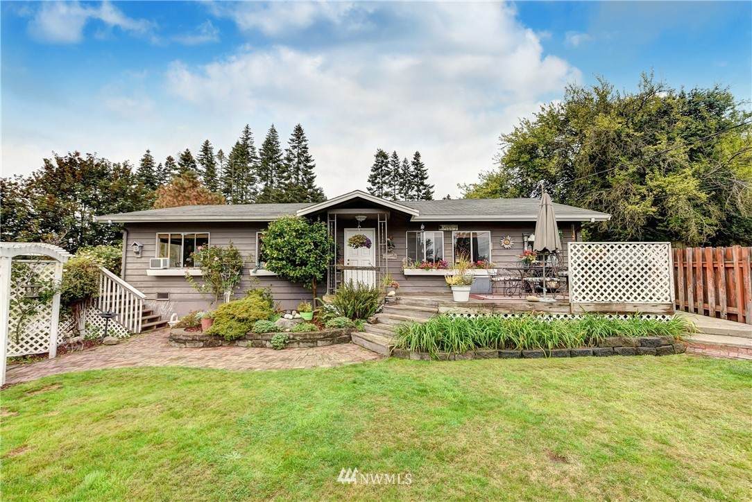 7505 30th Street - Photo 1