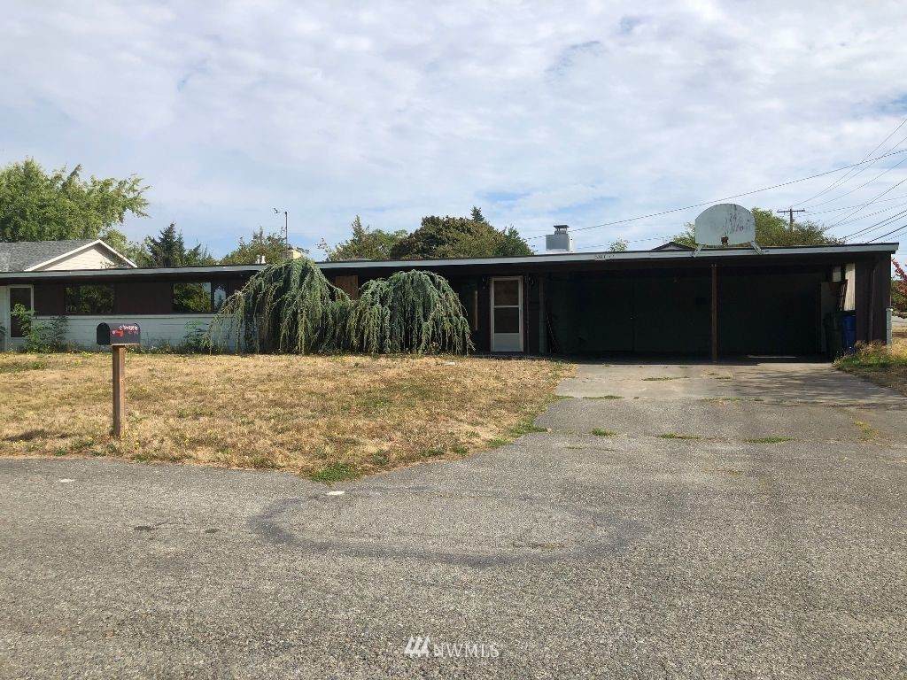 580 Ireland Street - Photo 1