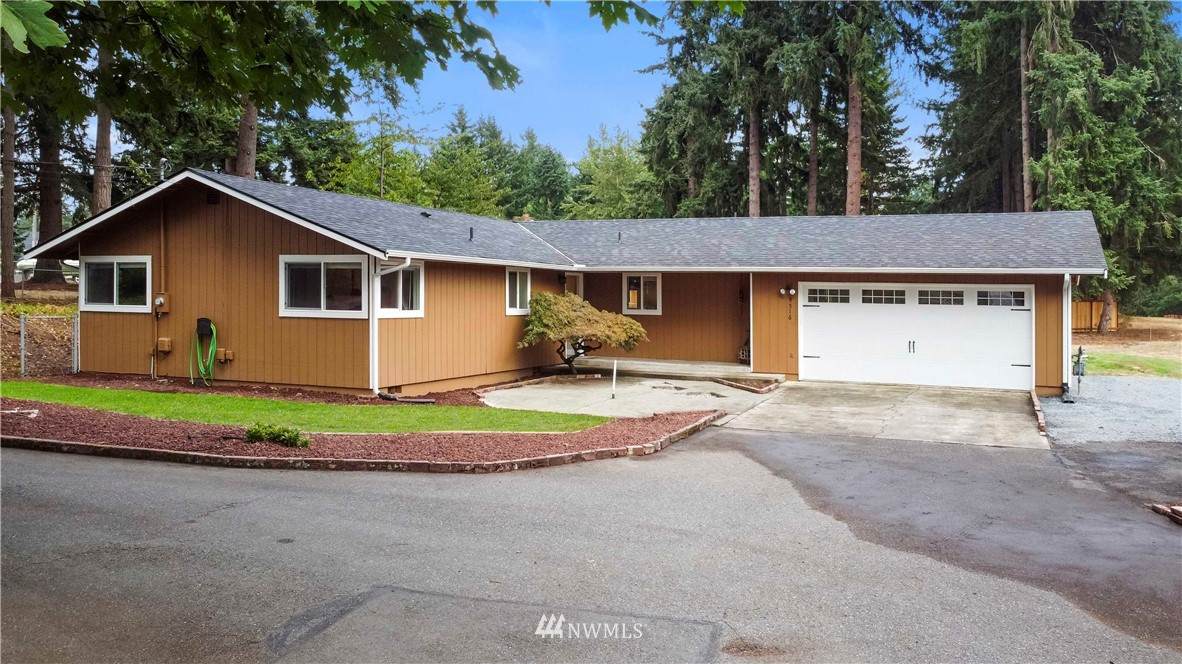 9516 122nd Street - Photo 1