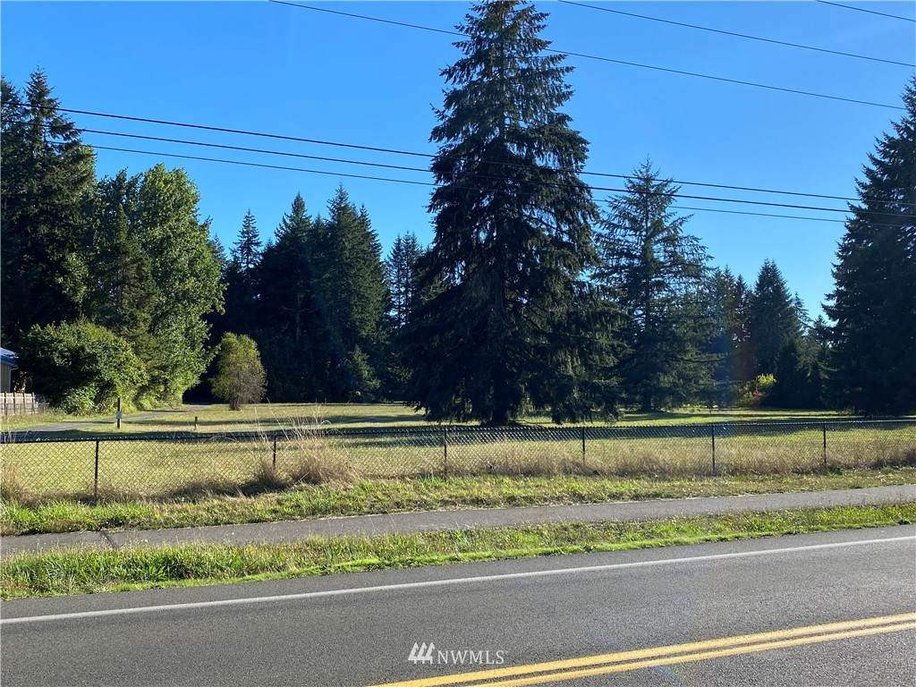 2719 70TH Avenue - Photo 1