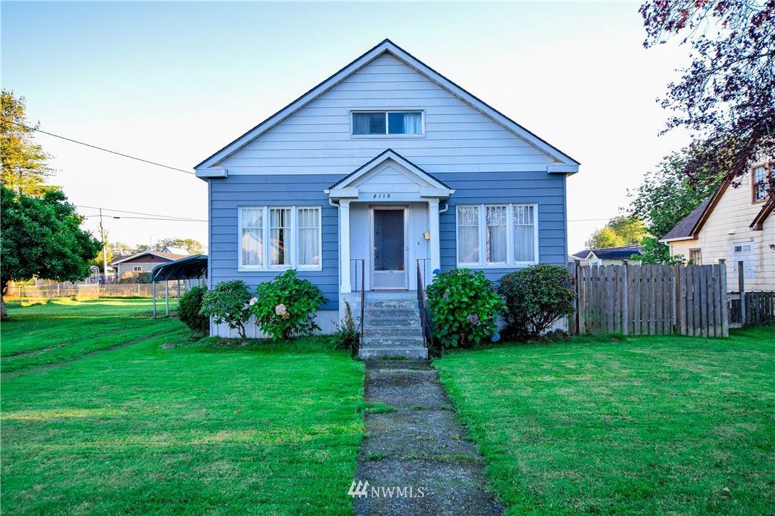 2115 2nd Street - Photo 1