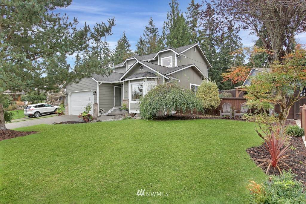 4711 Island Drive - Photo 1