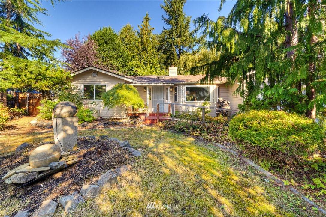 8811 156th Street Ct - Photo 1