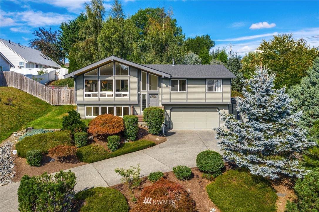 402 9th Street - Photo 1