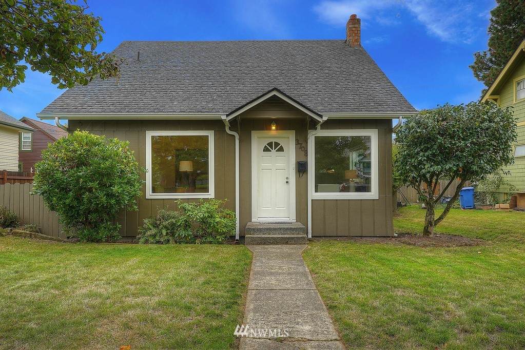 3708 8th Street - Photo 1
