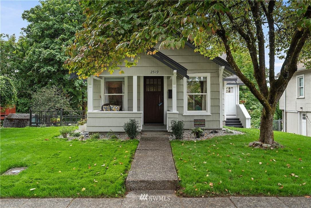 2519 Columbia Street - Photo 1
