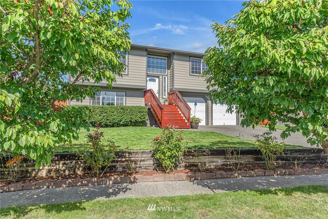 1018 89th Drive - Photo 1