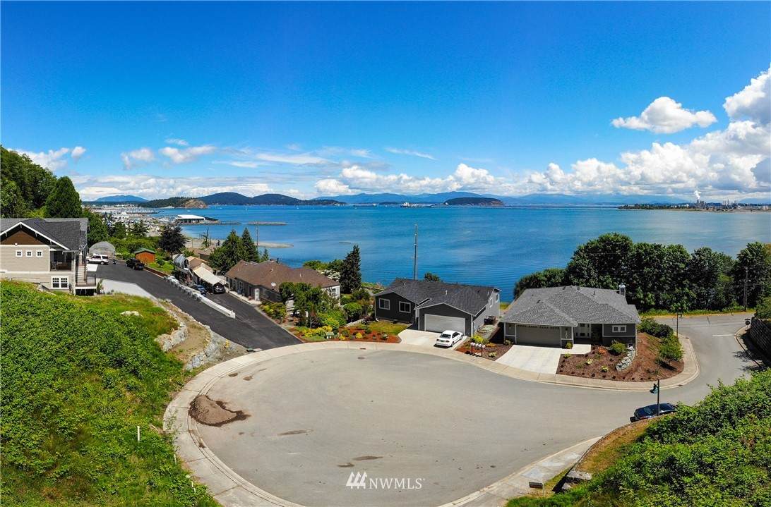207 Mansfield Court - Photo 1
