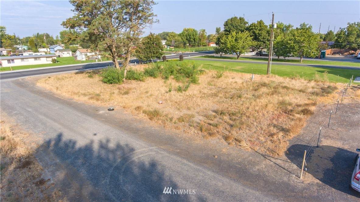 3309 Valley Road - Photo 1
