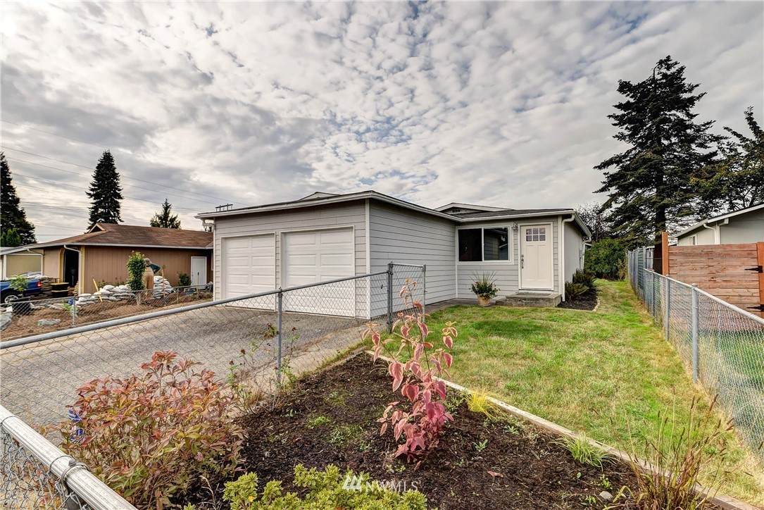 9003 12th Street - Photo 1