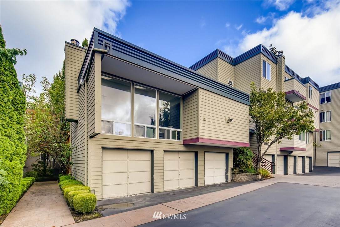 18100 15th Avenue - Photo 1