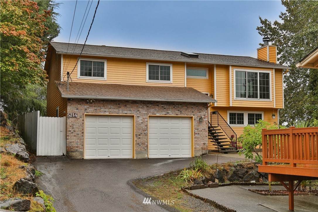 5214 28th Avenue - Photo 1