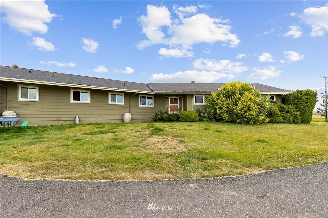 368 Smith Road - Photo 1