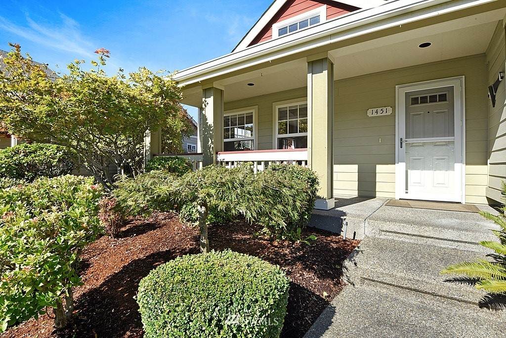 1451 Thompson Circle - Photo 1