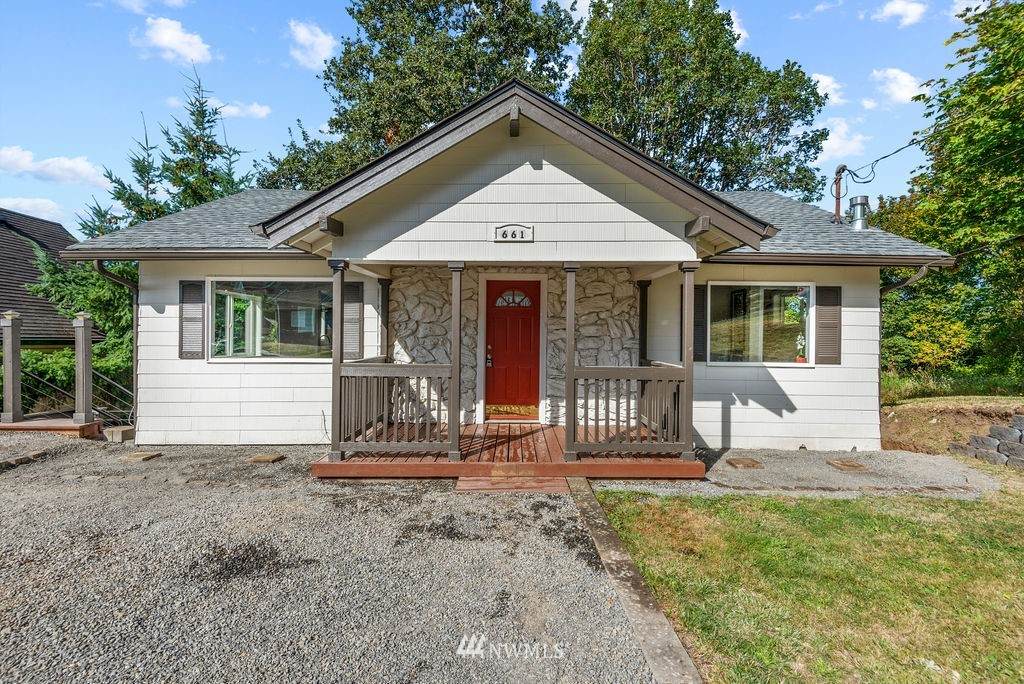 661 Franklin Avenue - Photo 1