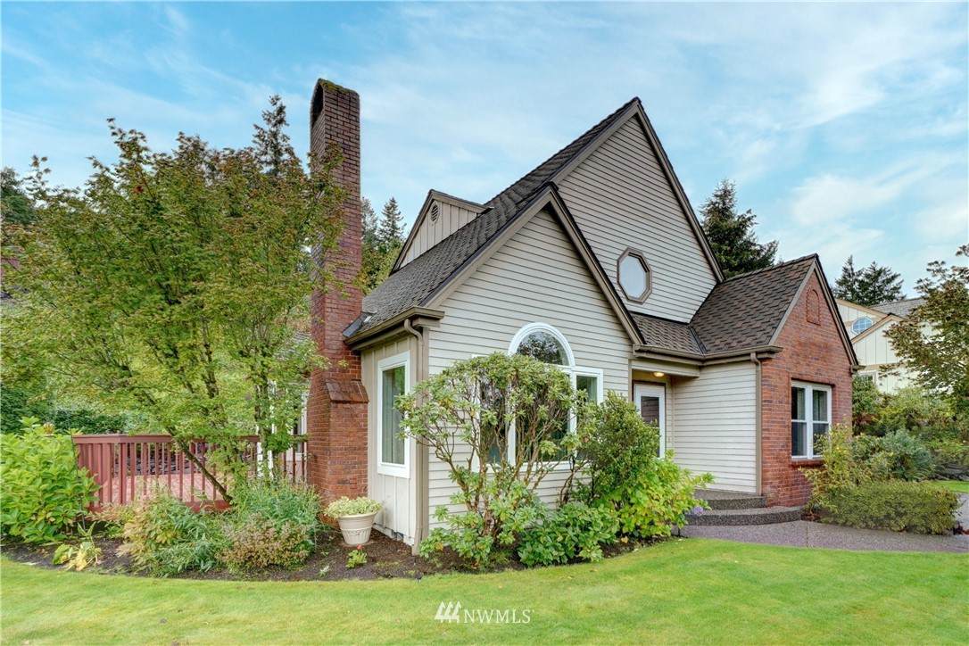 5712 48th Street - Photo 1