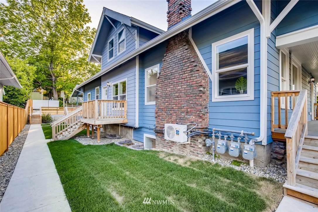 3712 Colby Avenue - Photo 1