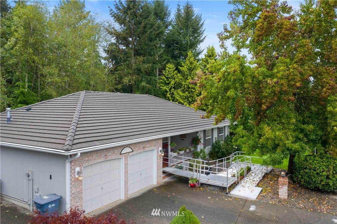 11916 125th Avenue - Photo 1