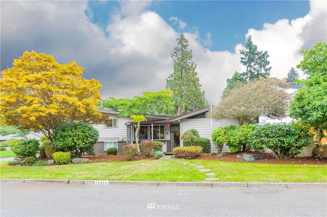 26524 Manchester Avenue - Photo 1