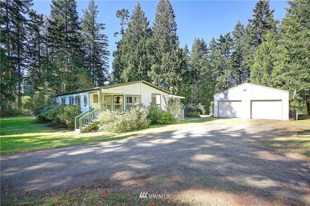 564 Forrest Way - Photo 1