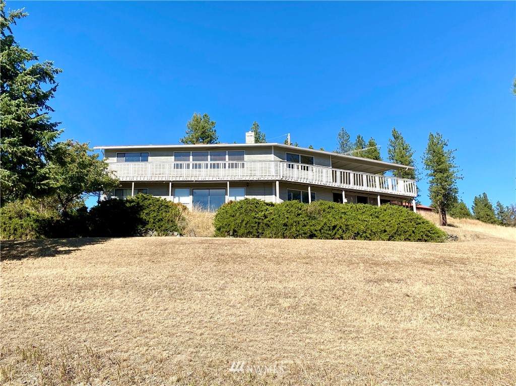 1013 Fir Loop - Photo 1