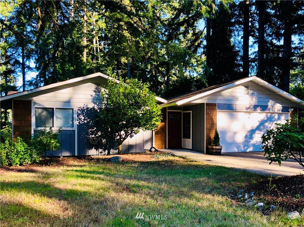 3857 Canterbury Place - Photo 1