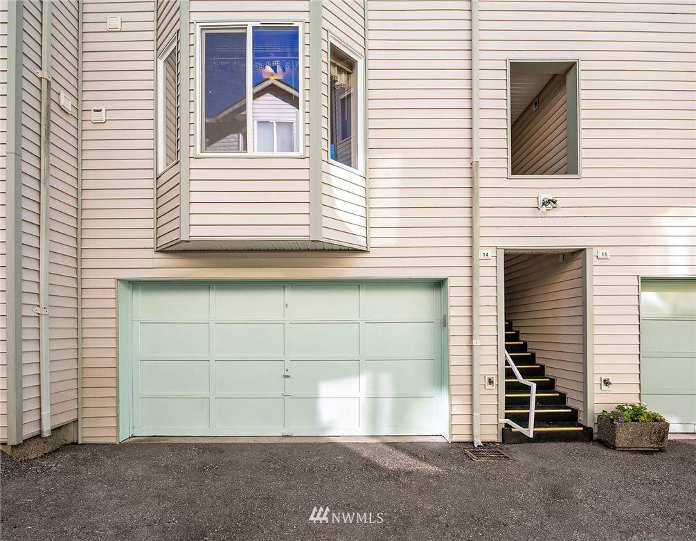 10 Casino Road - Photo 1