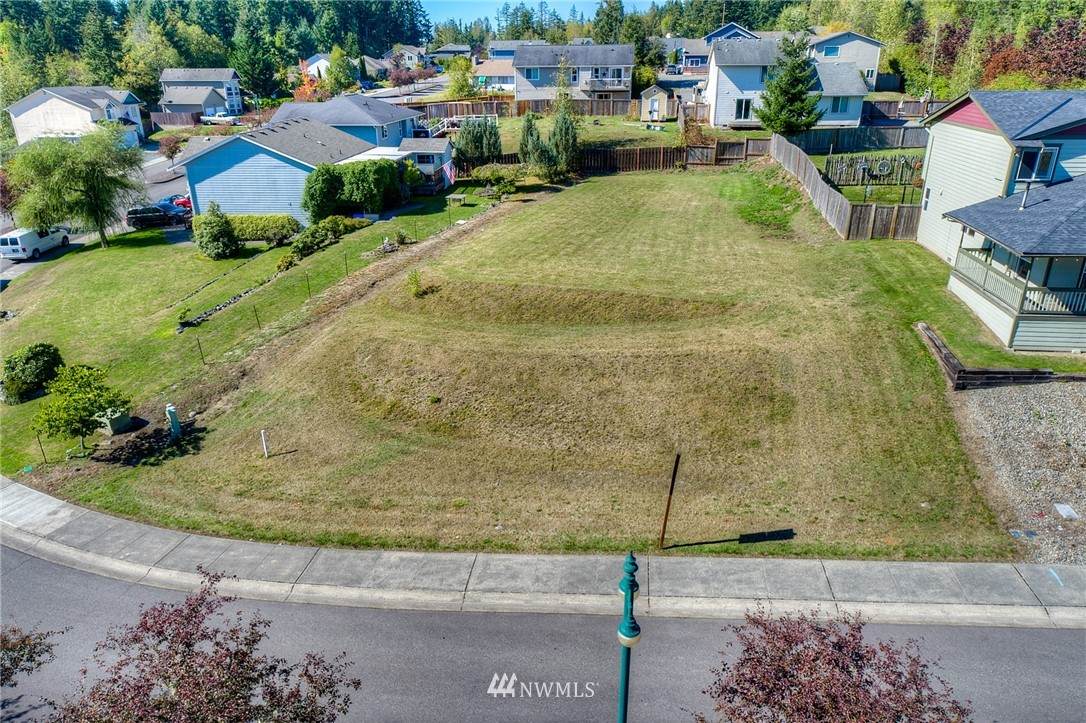 920 Erin Lane - Photo 1