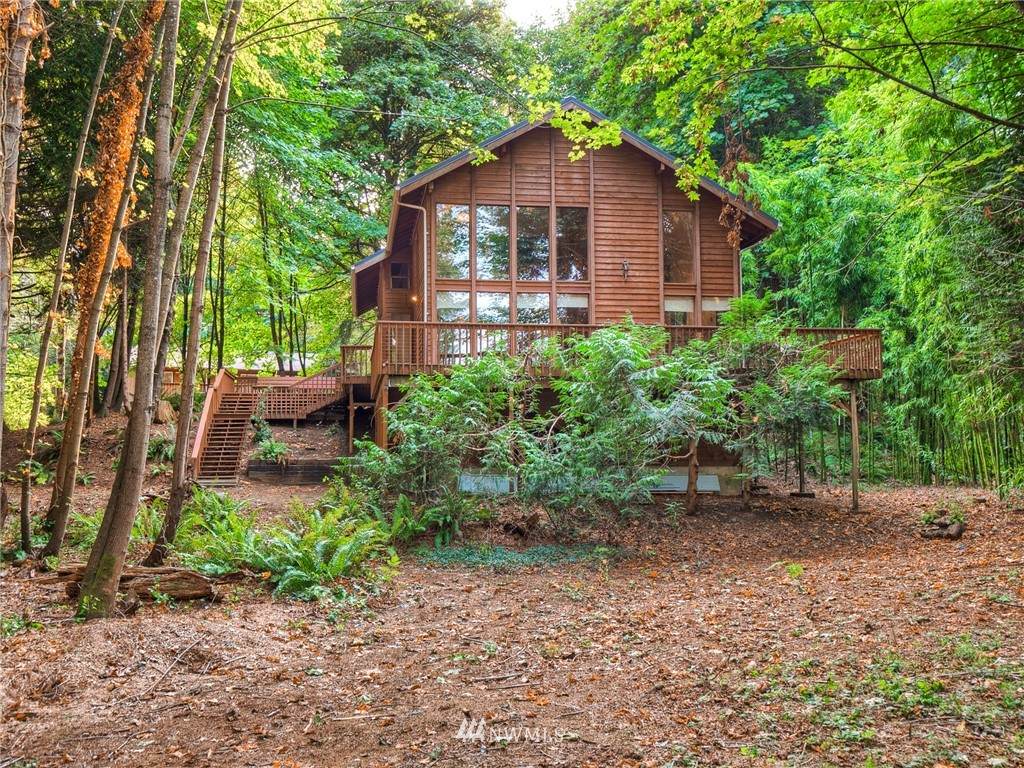 1300 Point Wilson Road - Photo 1